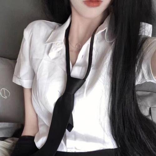 漂亮女人